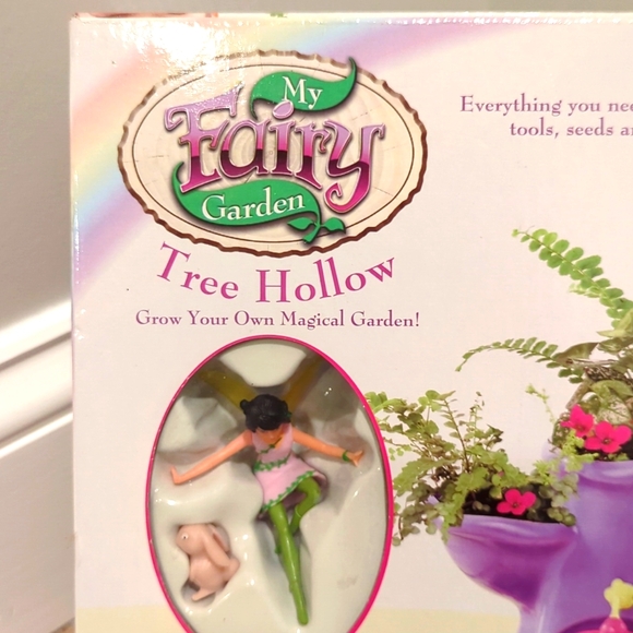 Fairy Garden Tree Hollow Playset - Purple and Pink - Picture 2 of 10